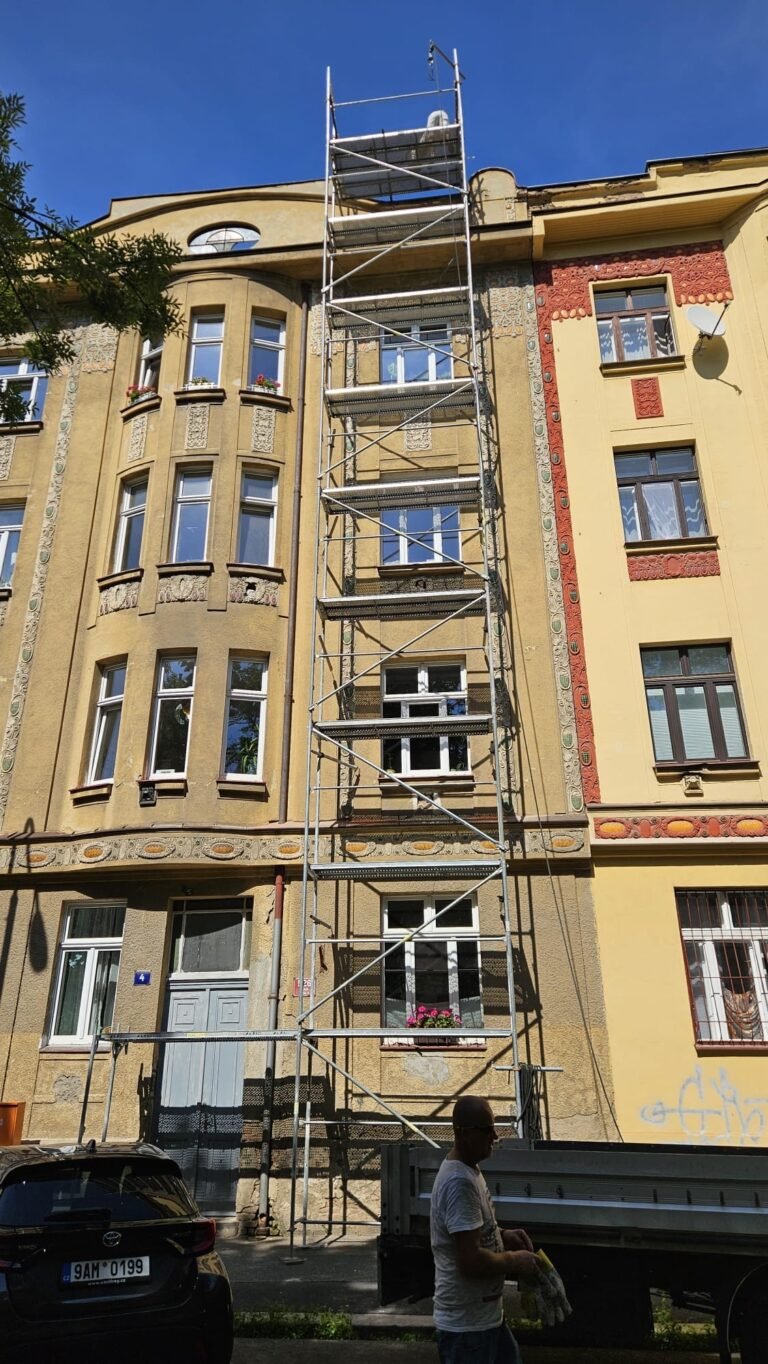 04efac67-e4bd-40f7-968b-12b25c9021fe