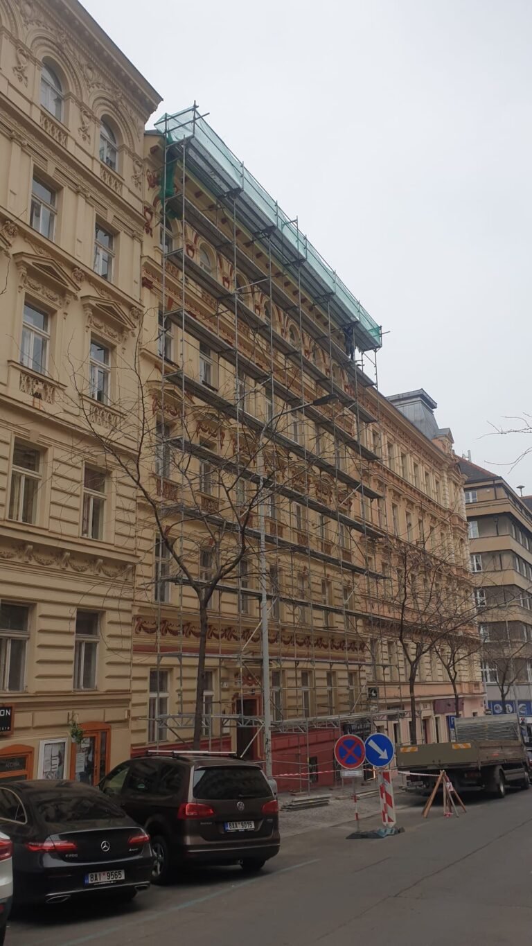 5c0109a2-9e73-4ead-bad0-8b0e4f460862