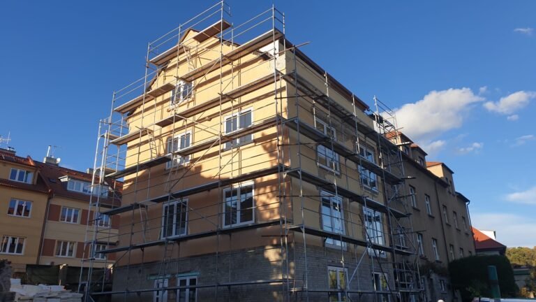 87951378-4f33-4e04-b5f5-9d05a393b5f9